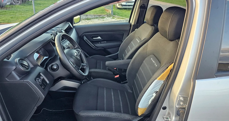 Dacia Duster cena 42700 przebieg: 68000, rok produkcji 2019 z Zabrze małe 211